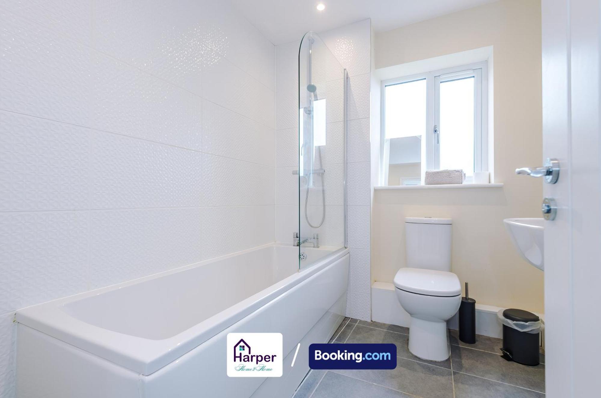 Holiday home Harper's Haven: Spacious Detached House In Hawarden *