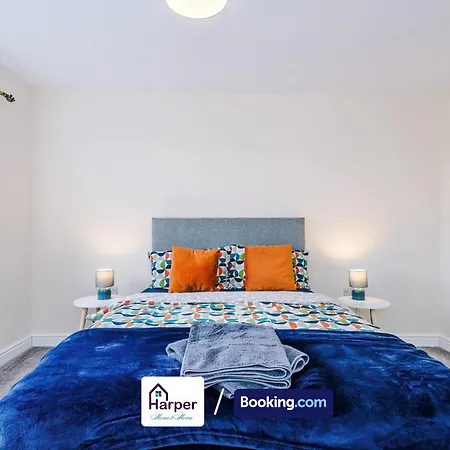 Spacious Detached House Driveway By Harperletting Shortlets & Serviced Accommodation Hawarden With Long Or Short Stays Disc Options Ewloe Экстерьер фото