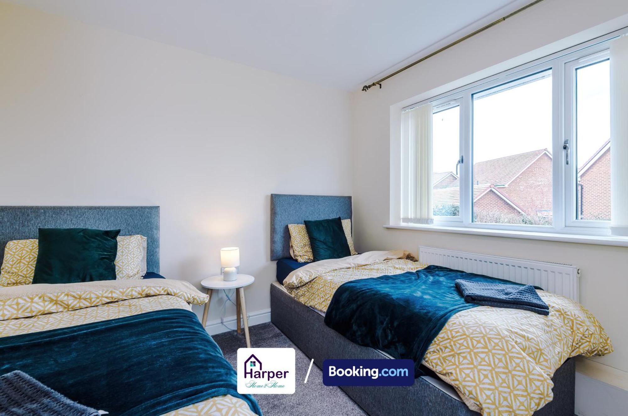 Ferienhaus Spacious Detached House Driveway By Harperletting Shortlets & Serviced Hawarden With Long Or Short Disc Options *