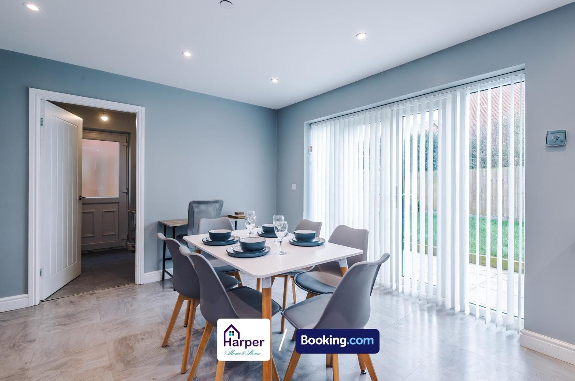 Spacious Detached House Driveway By Harperletting Shortlets & Serviced Hawarden With Long Or Short Disc Options Ferienhaus *